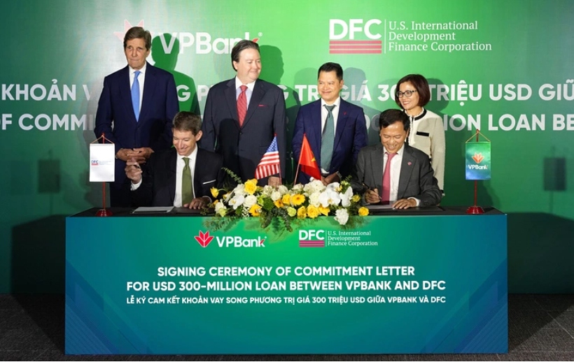US financer DFC lends VPBank to assist SMEs in capital access
